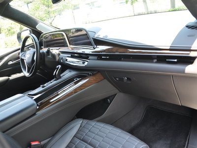 صورة مصغرة 46 لـ 2022 Cadillac ESCALADE