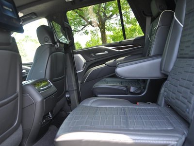 صورة مصغرة 58 لـ 2022 Cadillac ESCALADE