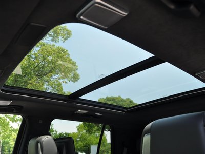 صورة مصغرة 61 لـ 2022 Cadillac ESCALADE