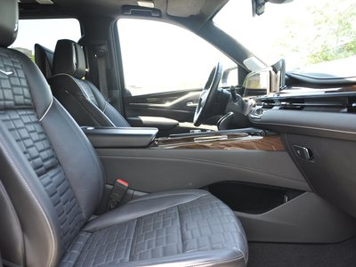 صورة مصغرة 47 لـ 2022 Cadillac ESCALADE