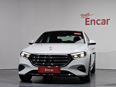 MERCEDES-BENZ E-CLASS - 3