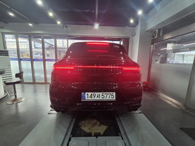 صورة 3 لـ 2025 Porsche CAYENNE