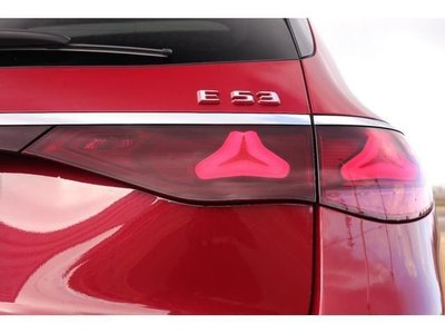 MERCEDES-BENZ E-CLASS - 8