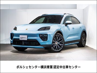 PORSCHE MACAN - 1