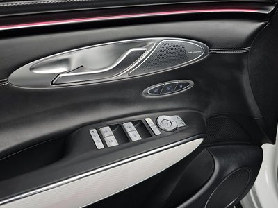 2024 Genesis GV70 thumbnail 40