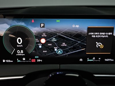 2024 Genesis GV70 thumbnail 12