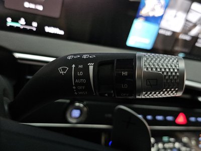 2024 Genesis GV70 thumbnail 36