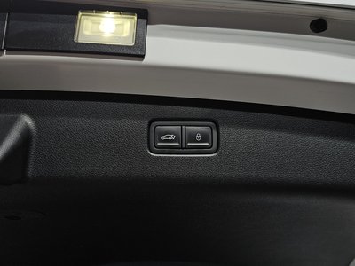 2024 Genesis GV70 thumbnail 28