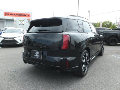 2024 MINI COOPER COUNTRYMAN photo 3