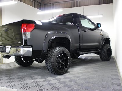 TOYOTA TUNDRA - 9