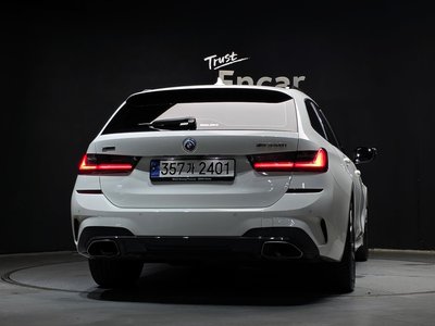 BMW 3 SERIES - 4