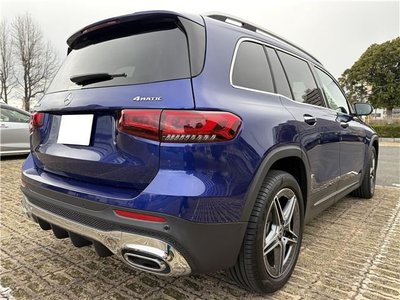 MERCEDES-BENZ GLB - 9