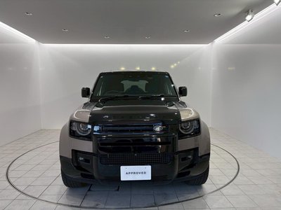 LAND ROVER DEFENDER - 4