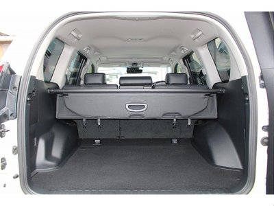 TOYOTA LAND CRUISER PRADO - 9