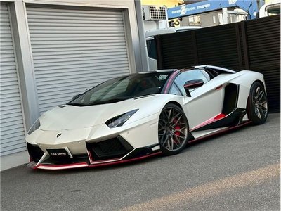 LAMBORGHINI AVENTADOR - 10