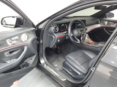 MERCEDES-BENZ E-CLASS - 10