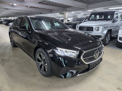 MERCEDES-BENZ E-CLASS - 1