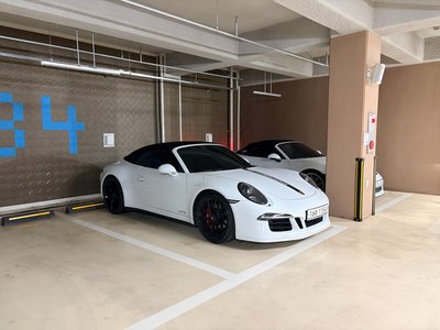 صورة 3 لـ 2015 Porsche 911