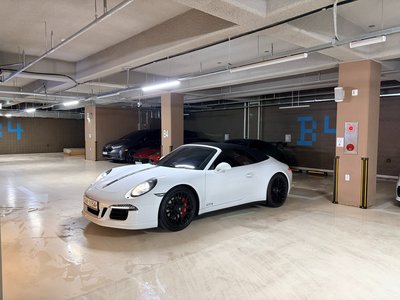 صورة 2 لـ 2015 Porsche 911