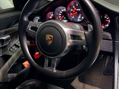 صورة مصغرة 13 لـ 2015 Porsche 911