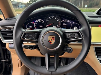 PORSCHE PANAMERA - 10