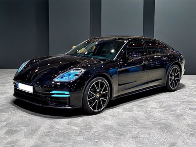 PORSCHE PANAMERA - 1