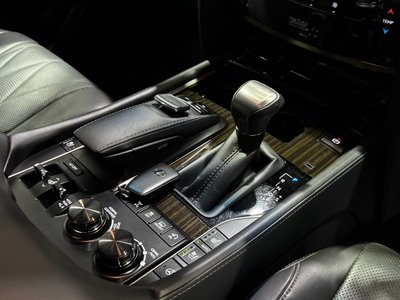 صورة مصغرة 25 لـ 2021 Lexus LX