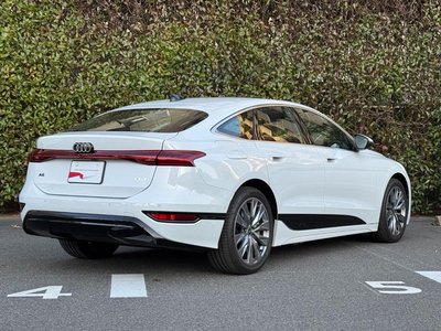 2025 AUDI A6 SPORTBACK E-TRON — фото 8