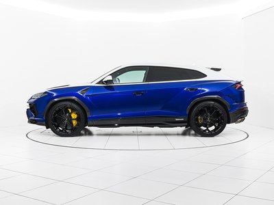 2025 Lamborghini URUS — фото 5