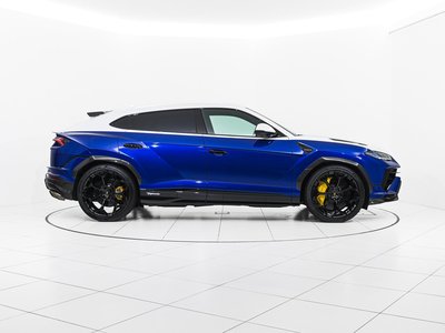 2025 Lamborghini URUS — фото 4