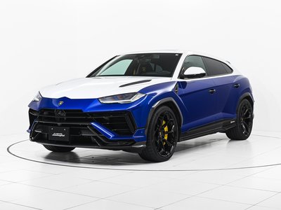 2025 Lamborghini URUS — фото 3