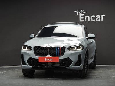 2024 BMW X4 photo 2
