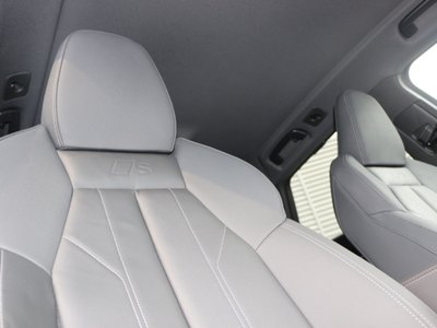 صورة 8 لـ 2025 AUDI Q5