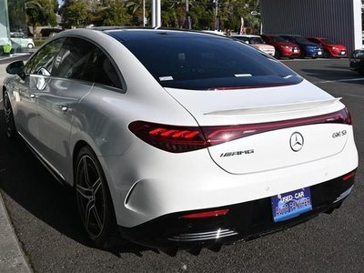 MERCEDES-BENZ EQE - 3