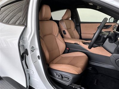 TOYOTA CROWN SPORT - 9