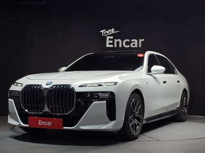 BMW 7 SERIES - 1
