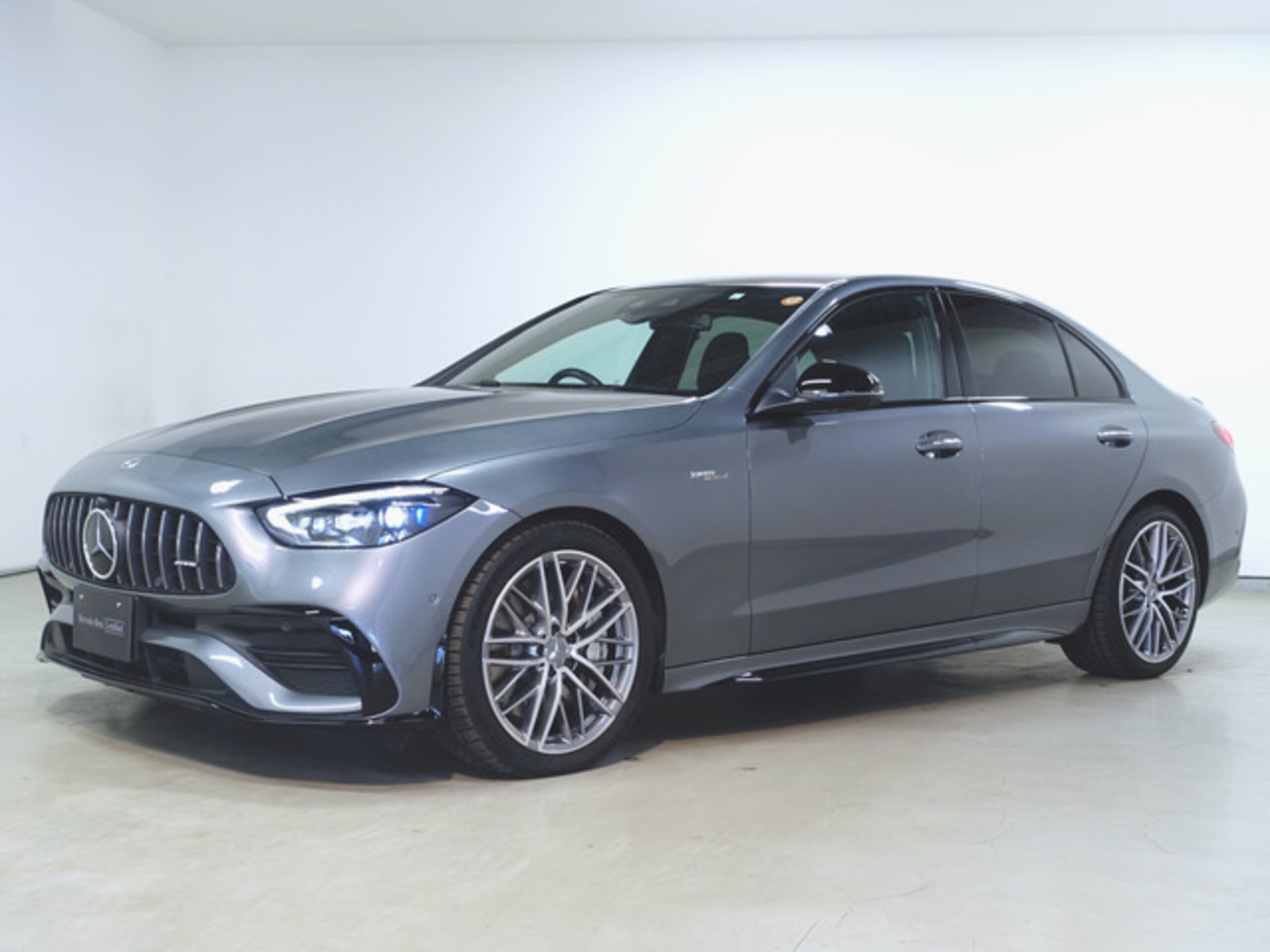 MERCEDES-BENZ C-CLASS AMG - View 1