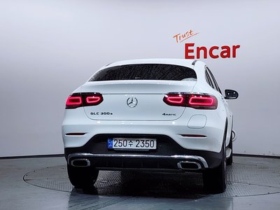 2021 Mercedes-BENZ GLC 照片 4