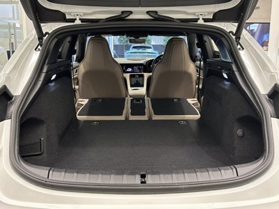 2023 Porsche TAYCAN 缩略图 19