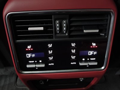 2021 Porsche CAYENNE — миниатюра 15