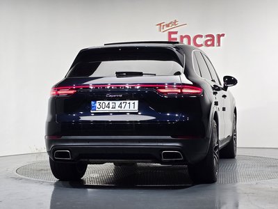 صورة 4 لـ 2021 Porsche CAYENNE