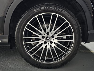 صورة 8 لـ 2025 Mercedes-BENZ GLC