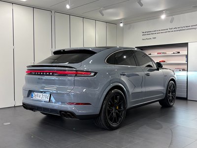 2025 Porsche CAYENNE 照片 5