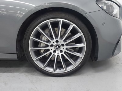 MERCEDES-BENZ E-CLASS - 6