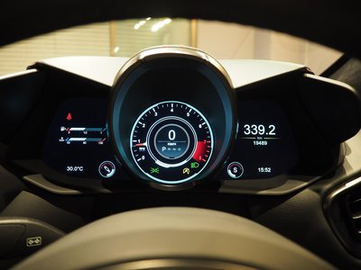 صورة مصغرة 20 لـ 2019 Aston Martin VANTAGE