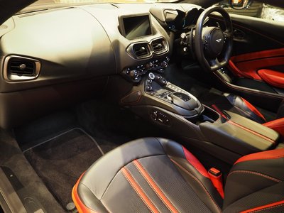 صورة مصغرة 22 لـ 2019 Aston Martin VANTAGE