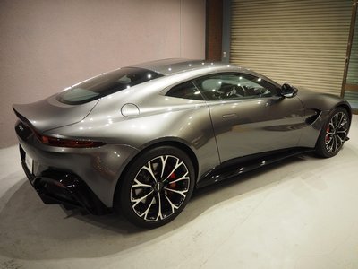 صورة 9 لـ 2019 Aston Martin VANTAGE