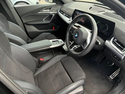 2025 BMW X2 — миниатюра 23