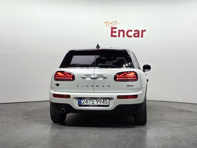 MINI COOPER CLUBMAN - 4