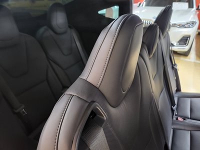 2024 Tesla MODEL X — миниатюра 16